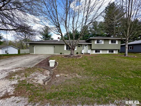 $181,500 | 106 Victory Lane, Woodson, IL 62695