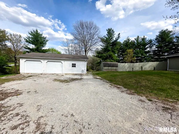 $181,500 | 106 Victory Lane, Woodson, IL 62695