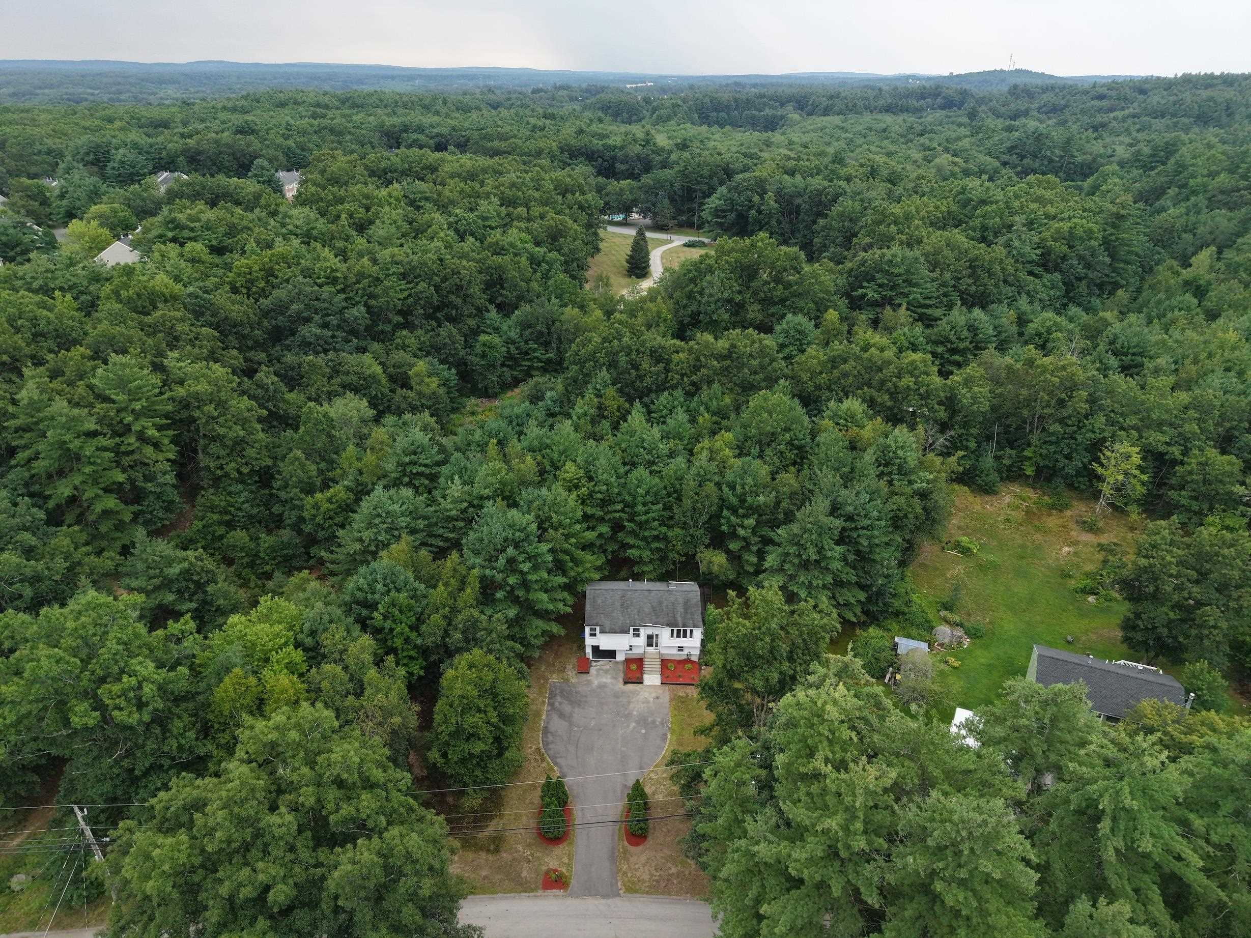 27 West Chamberlain Road Merrimack, NH 03054 - Photo 39 of 42 Gallery Image 39