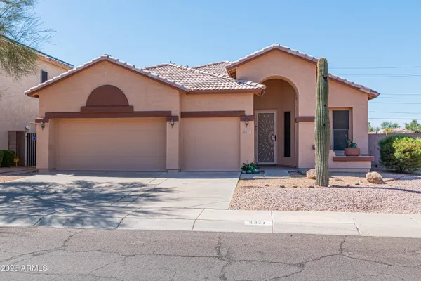$449,000 | 3371 West Via Del Sol Drive, Phoenix, AZ 85027