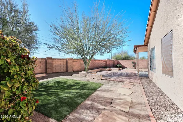 $459,000 | 3371 West Via Del Sol Drive, Phoenix, AZ 85027