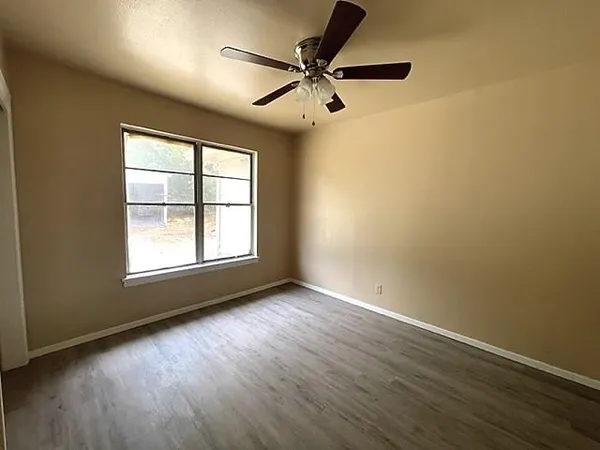 $1,400 | 10 Pershing Drive, Unit A, Denison, TX 75020