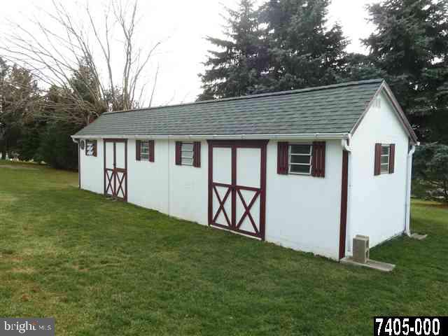 50 Ridgeview Road Seven Valleys, PA 17360 - Photo 17 of 18