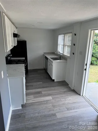 $950 | 261 Linden Avenue Southwest, Concord, NC 28027