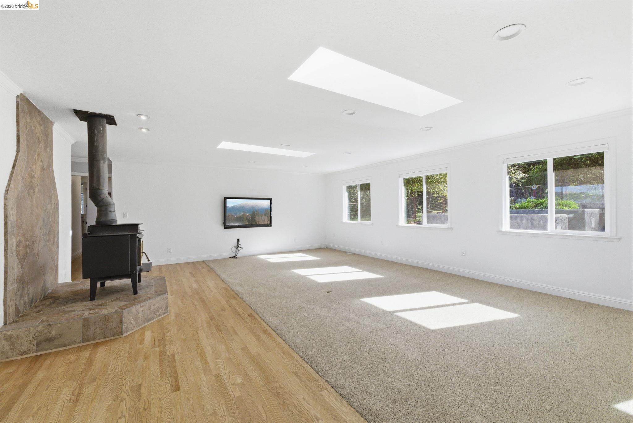 14580 Booker Road Sonora, CA 95370 - Photo 7 of 60