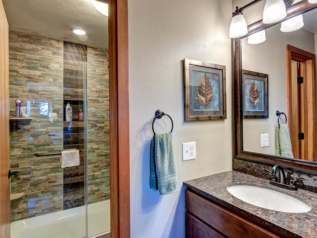 9401 Ryan Gulch Road, Unit 16 Silverthorne, CO 80498 - Photo 13 of 14 Gallery Image 13