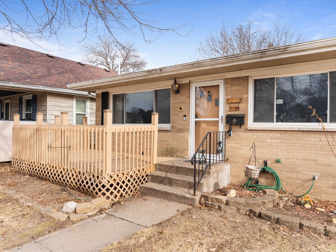 2350 31st Street Moline, IL 61265 - Photo 5 of 46