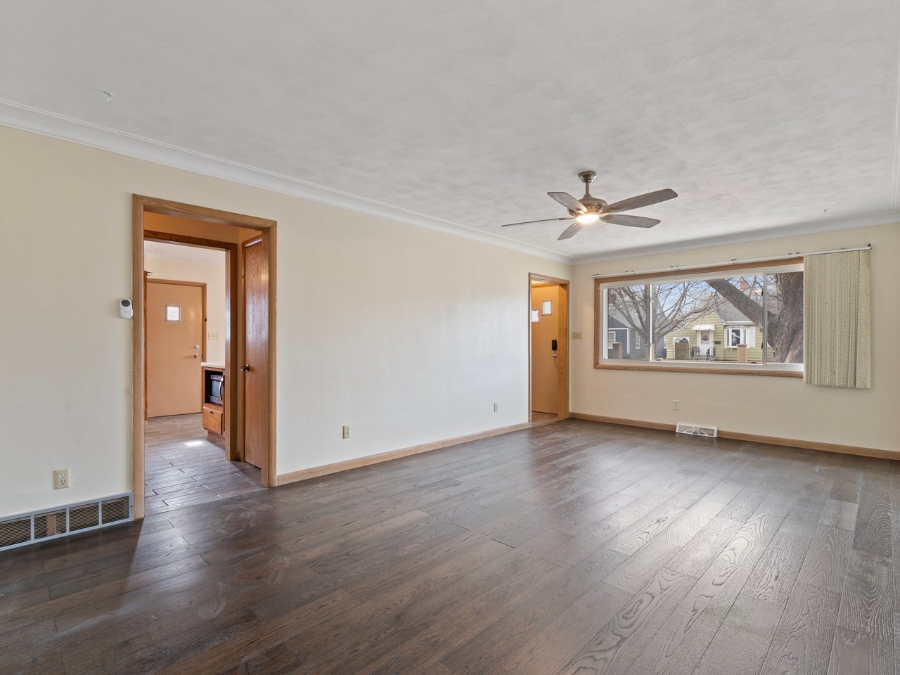 2350 31st Street Moline, IL 61265 - Photo 6 of 46