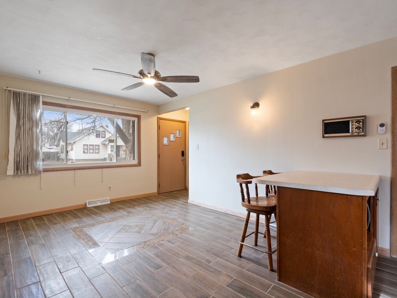 2350 31st Street Moline, IL 61265 - Photo 10 of 46