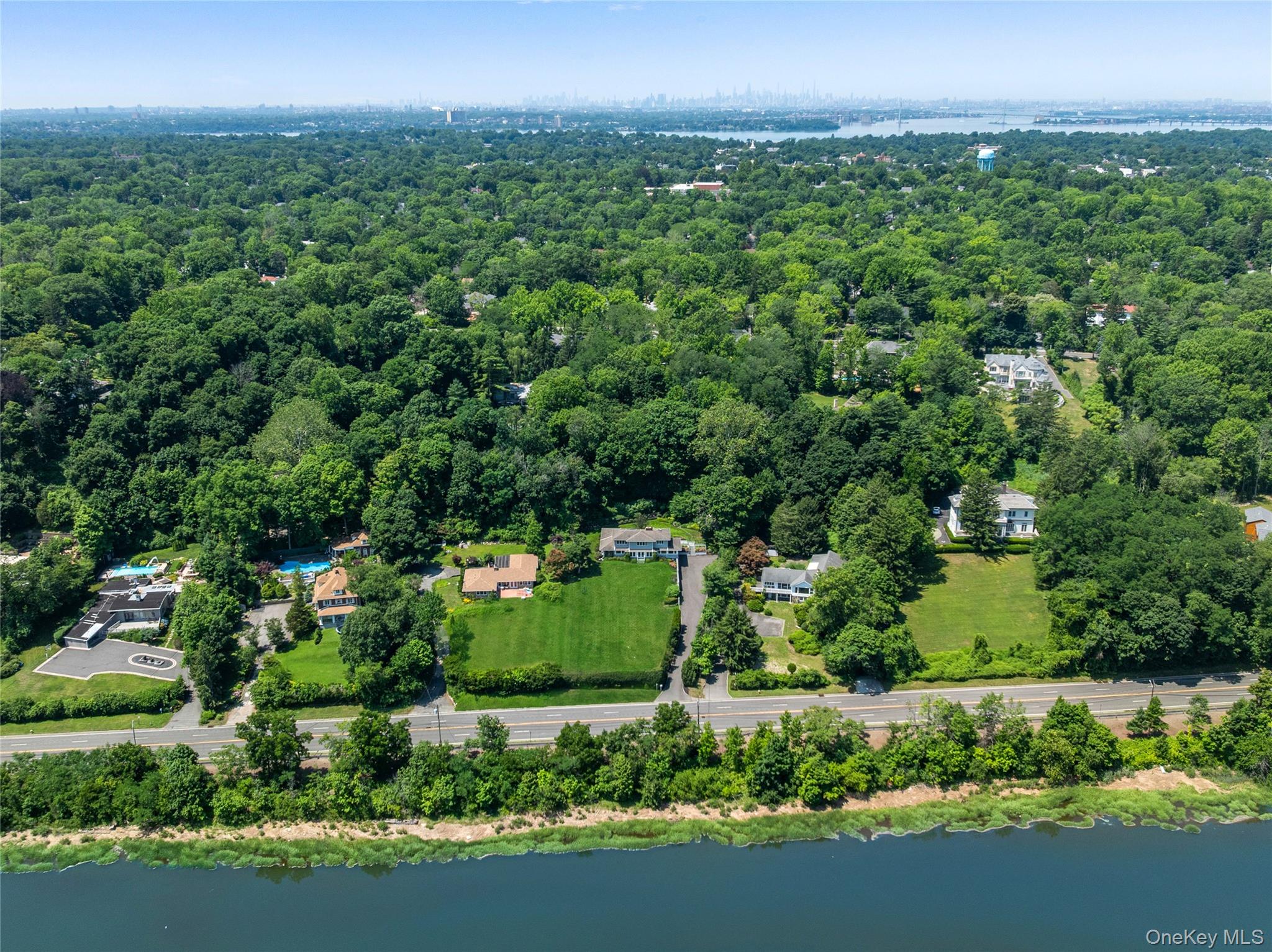 353 East Shore Road Great Neck, NY 11023 - Photo 28 of 28