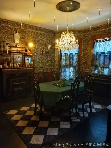 $199,900 | 225 West Oak Street, Campbellsburg, IN 47108