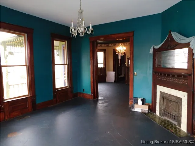 $199,900 | 225 West Oak Street, Campbellsburg, IN 47108