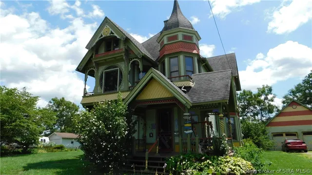 $199,900 | 225 West Oak Street, Campbellsburg, IN 47108