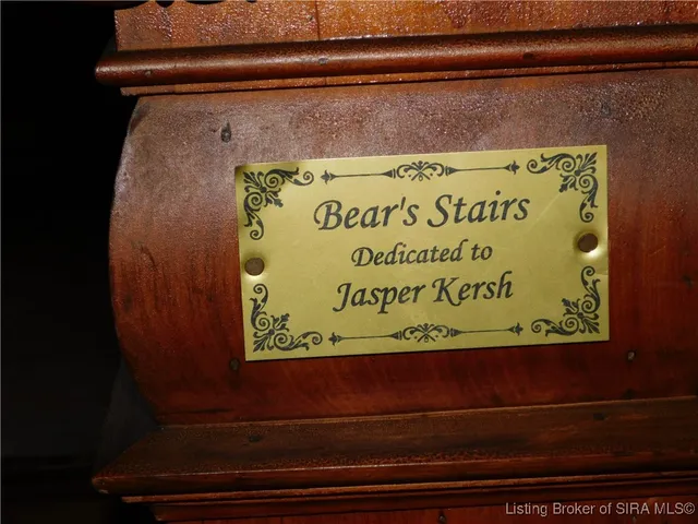 $199,900 | 225 West Oak Street, Campbellsburg, IN 47108