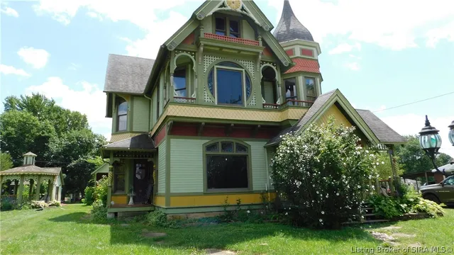 $199,900 | 225 West Oak Street, Campbellsburg, IN 47108