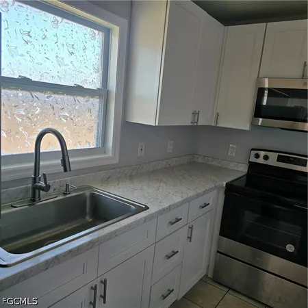 $1,300 | 1818 Southwest Santa Barbara Place, Unit 2, Cape Coral, FL 33991