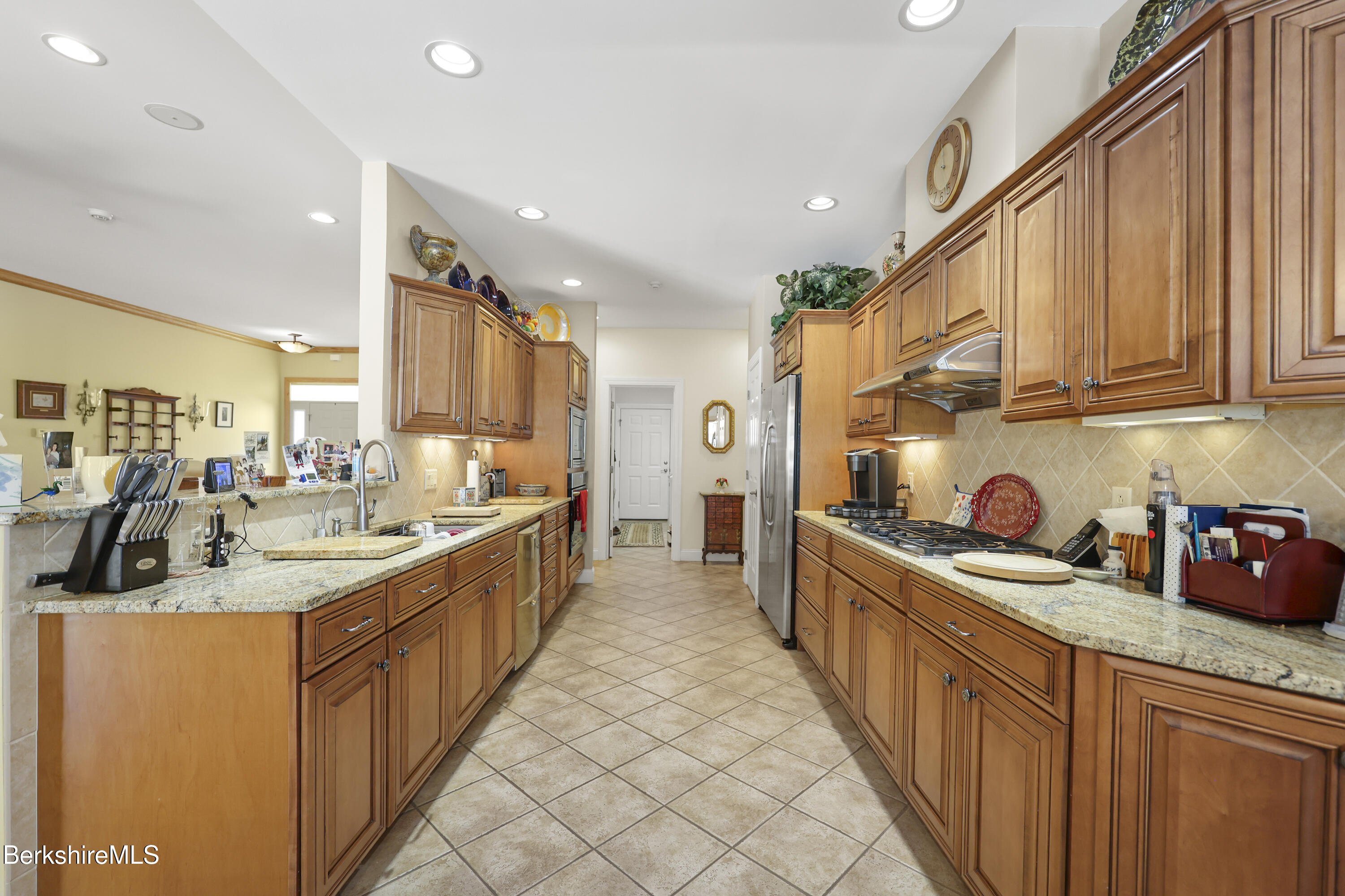 581 Red Barn Road Dalton, MA 01226 - Photo 28 of 65 100 Kitchen