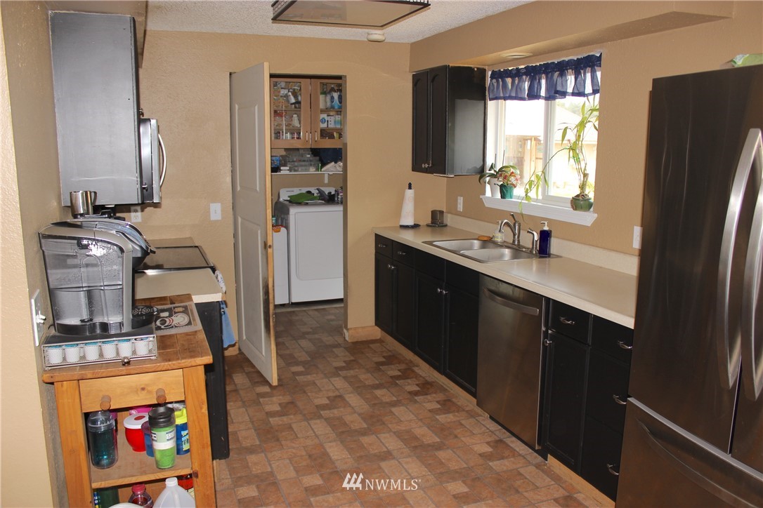 17734 Cyrus Lane Southwest Rochester, WA 98579 - Photo 10 of 24 Gallery Image 10