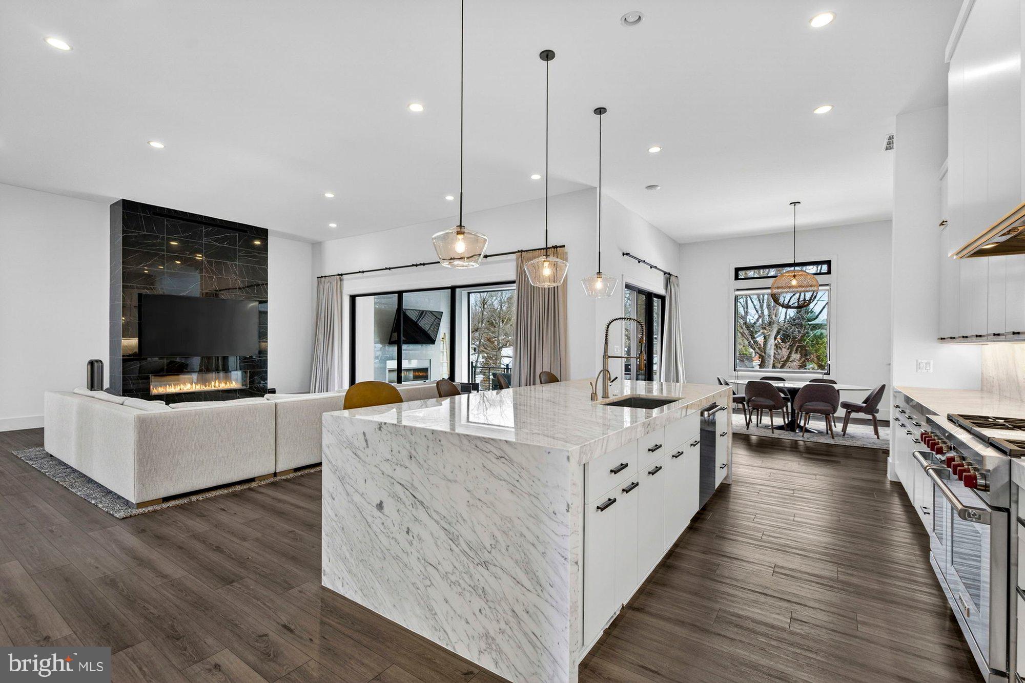 1221 Riley Preserve Court McLean, VA 22102 - Photo 14 of 94