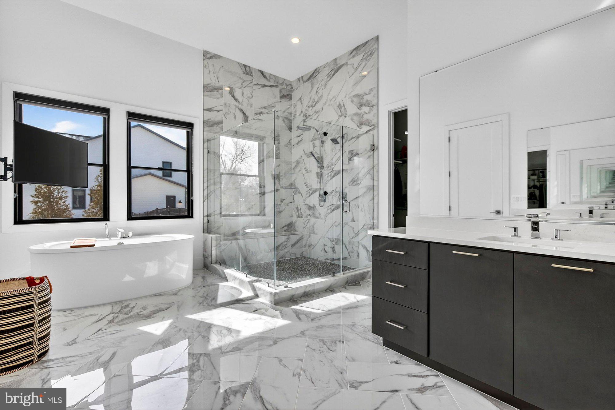 1221 Riley Preserve Court McLean, VA 22102 - Photo 5 of 94