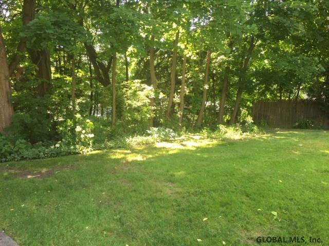 1531 Randolph Road Schenectady, NY 12308 - Photo 6 of 27 Photo 6
