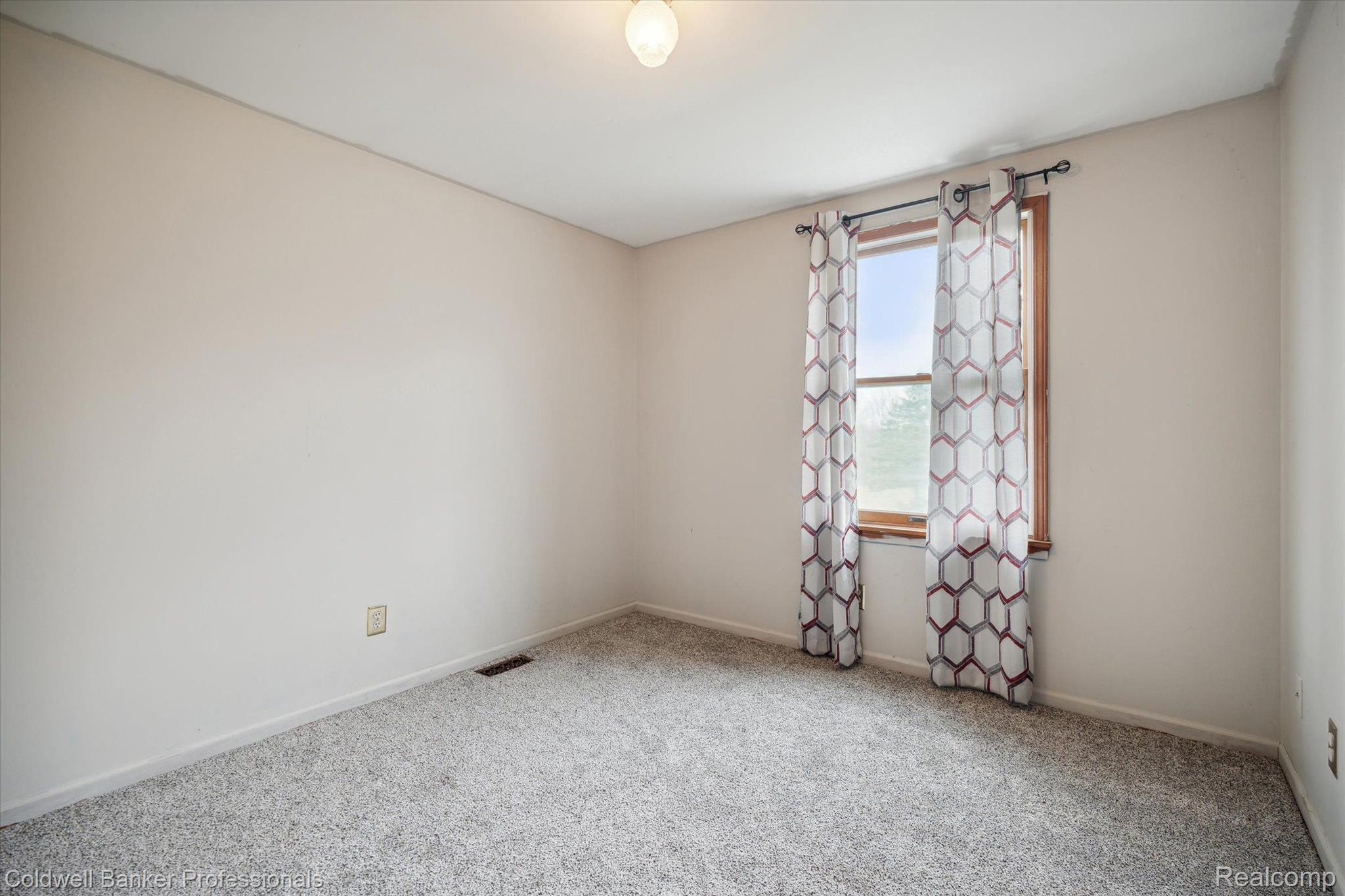 2365 North Summers Road Imlay City, MI 48444 - Photo 18 of 51 Gallery Image 18
