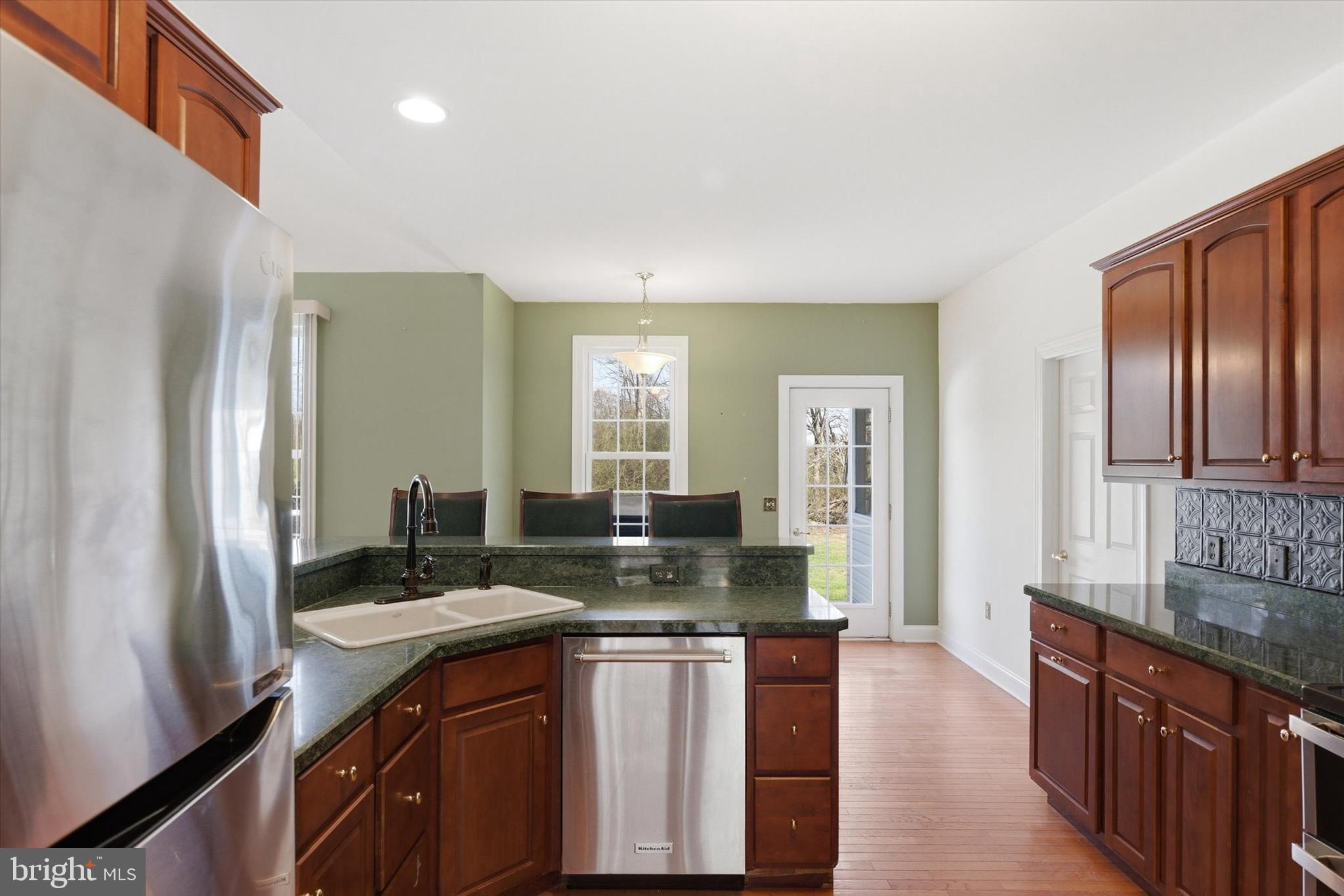 935 Silver Lake Road Lewisberry, PA 17339 - Photo 9 of 39 Kitchen