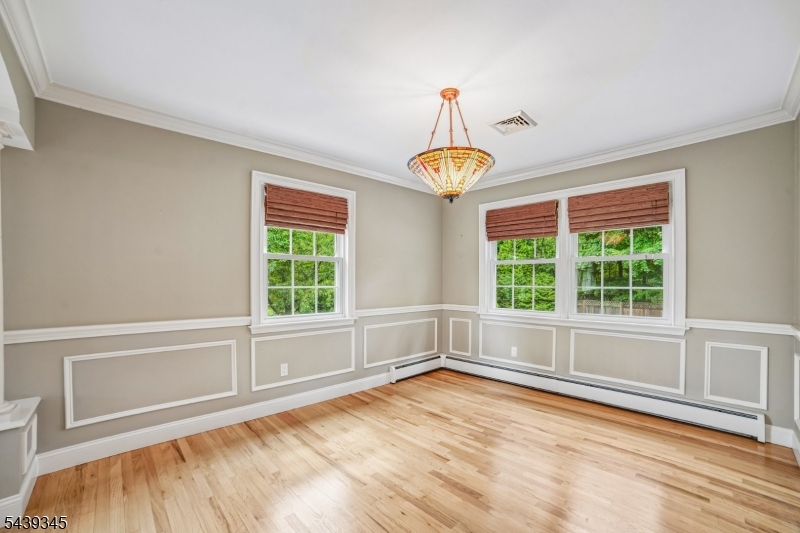 87 Reinman Road Warren, NJ 07059 - Photo 5 of 43