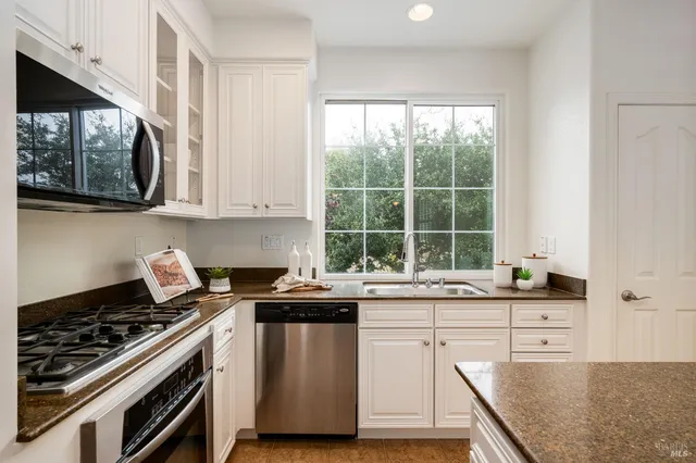 $1,115,000 | 1051 Sapphire Terrace, Union City, CA 94587