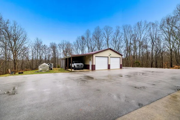 $779,000 | 9200 Dobbs Cemetery Road, Baxter, TN 38544