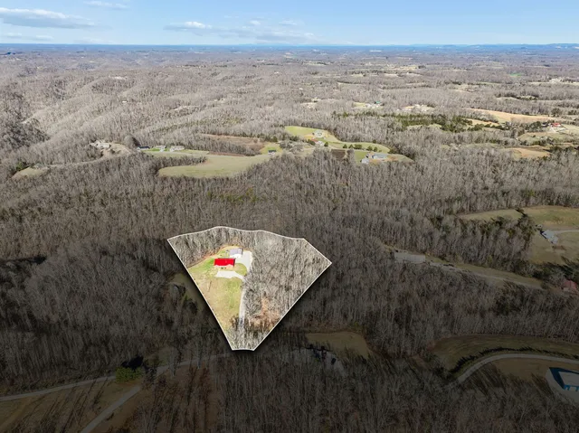 $789,000 | 9200 Dobbs Cemetery Road, Baxter, TN 38544