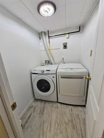 $695,000 | 225 East Mineola Avenue, Valley Stream, NY 11580