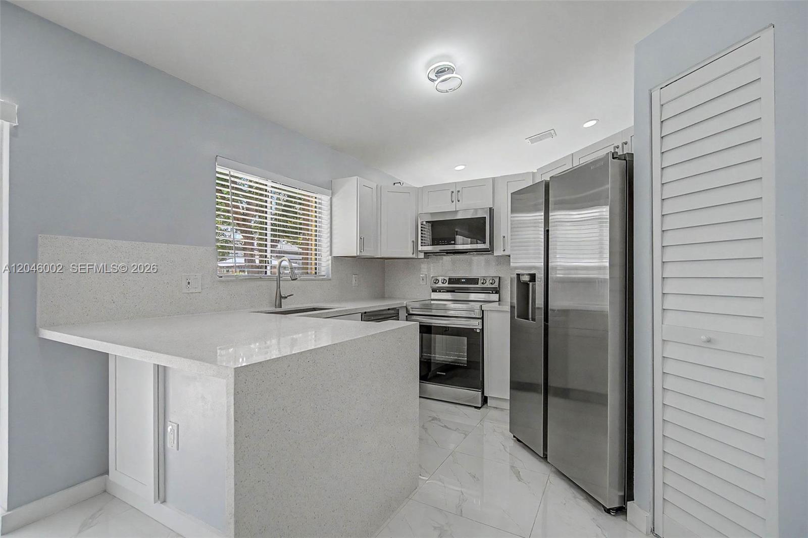 13765 Southwest 145th Street Miami, FL 33186 - Photo 6 of 30