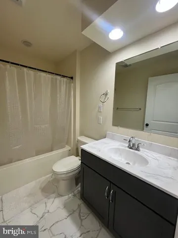 $599,990 | 5 Tioga Drive, Hazleton, PA 18202