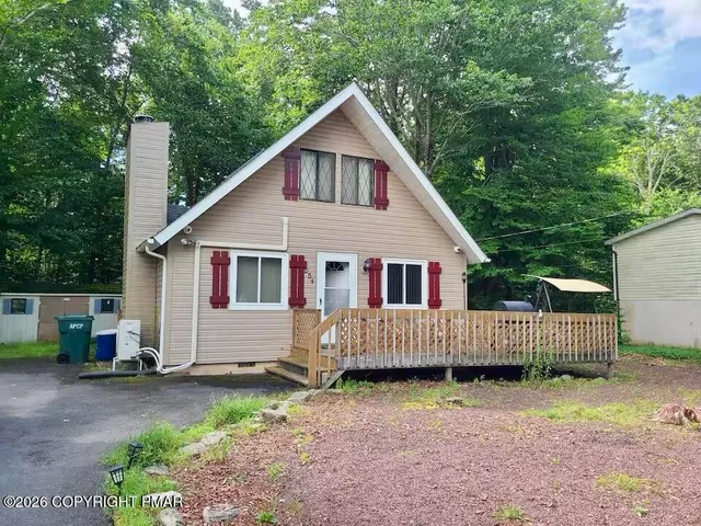 $214,900 | 4517 Briarcliff Terrace, Tobyhanna, PA 18466
