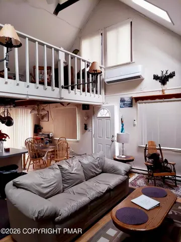 $214,900 | 4517 Briarcliff Terrace, Tobyhanna, PA 18466