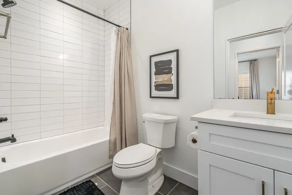 $3,950 | 1701 Lischey Avenue, Nashville, TN 37207