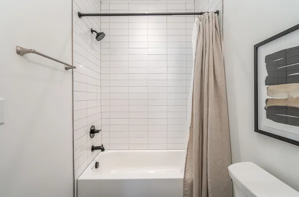 $3,950 | 1701 Lischey Avenue, Nashville, TN 37207