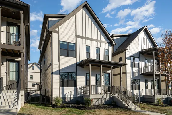 $3,950 | 1701 Lischey Avenue, Nashville, TN 37207