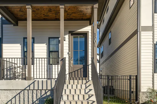 $3,950 | 1701 Lischey Avenue, Nashville, TN 37207