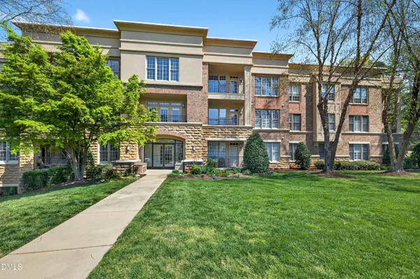 $624,900 | 3920 Essex Garden Lane, Unit 202, Raleigh, NC 27612