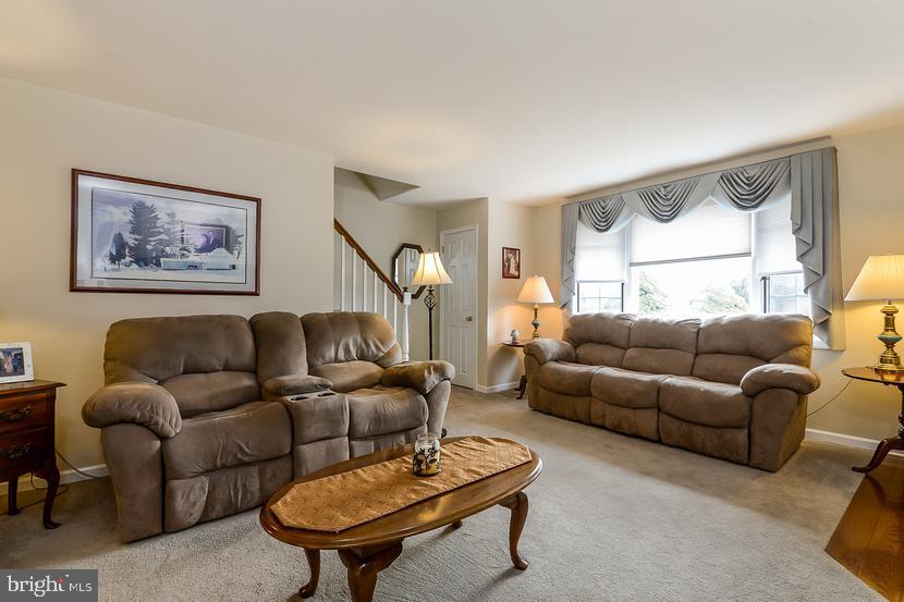 829 Colwell Road Swarthmore, PA 19081 - Photo 6 of 26 Living Room