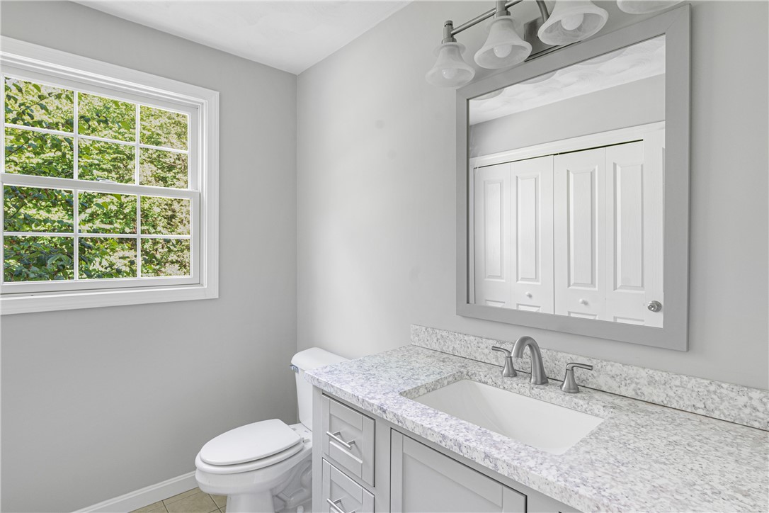100 John Franklin Road Coventry, RI 02831 - Photo 11 of 27