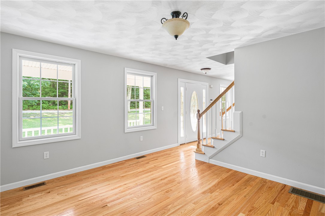 100 John Franklin Road Coventry, RI 02831 - Photo 13 of 27
