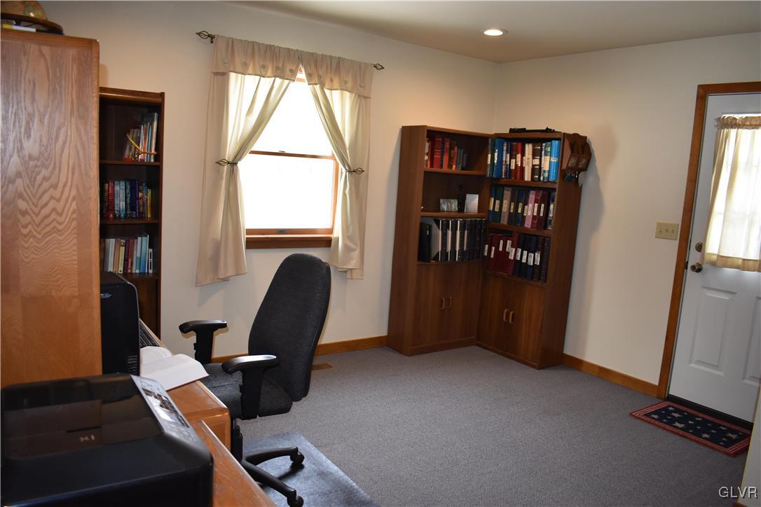 502 O. W Road Bangor, PA 18013 - Photo 12 of 20 Gallery Image 12