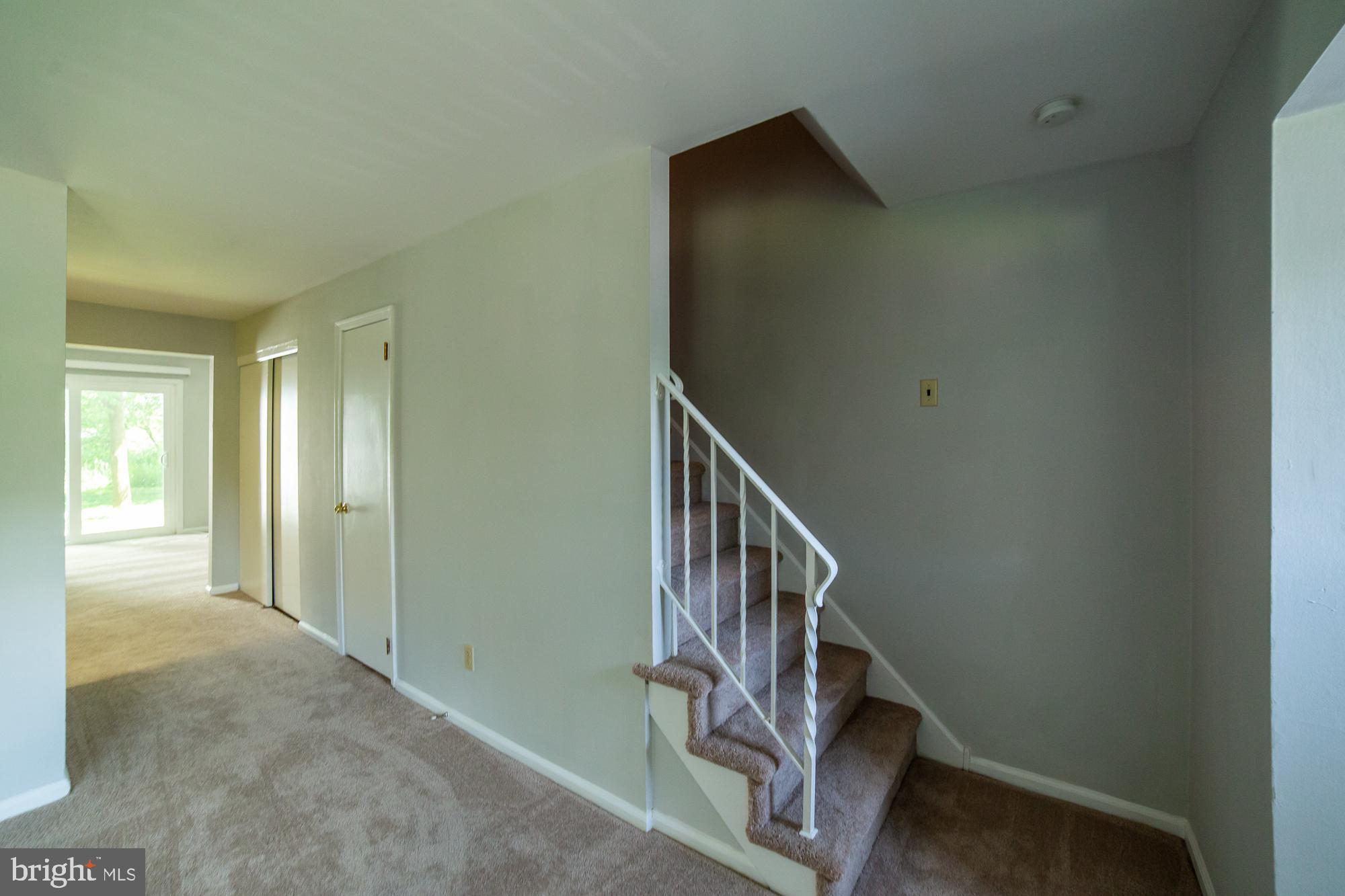 10 Stonegate Road Quakertown, PA 18951 - Photo 19 of 31 Steps to second floor
