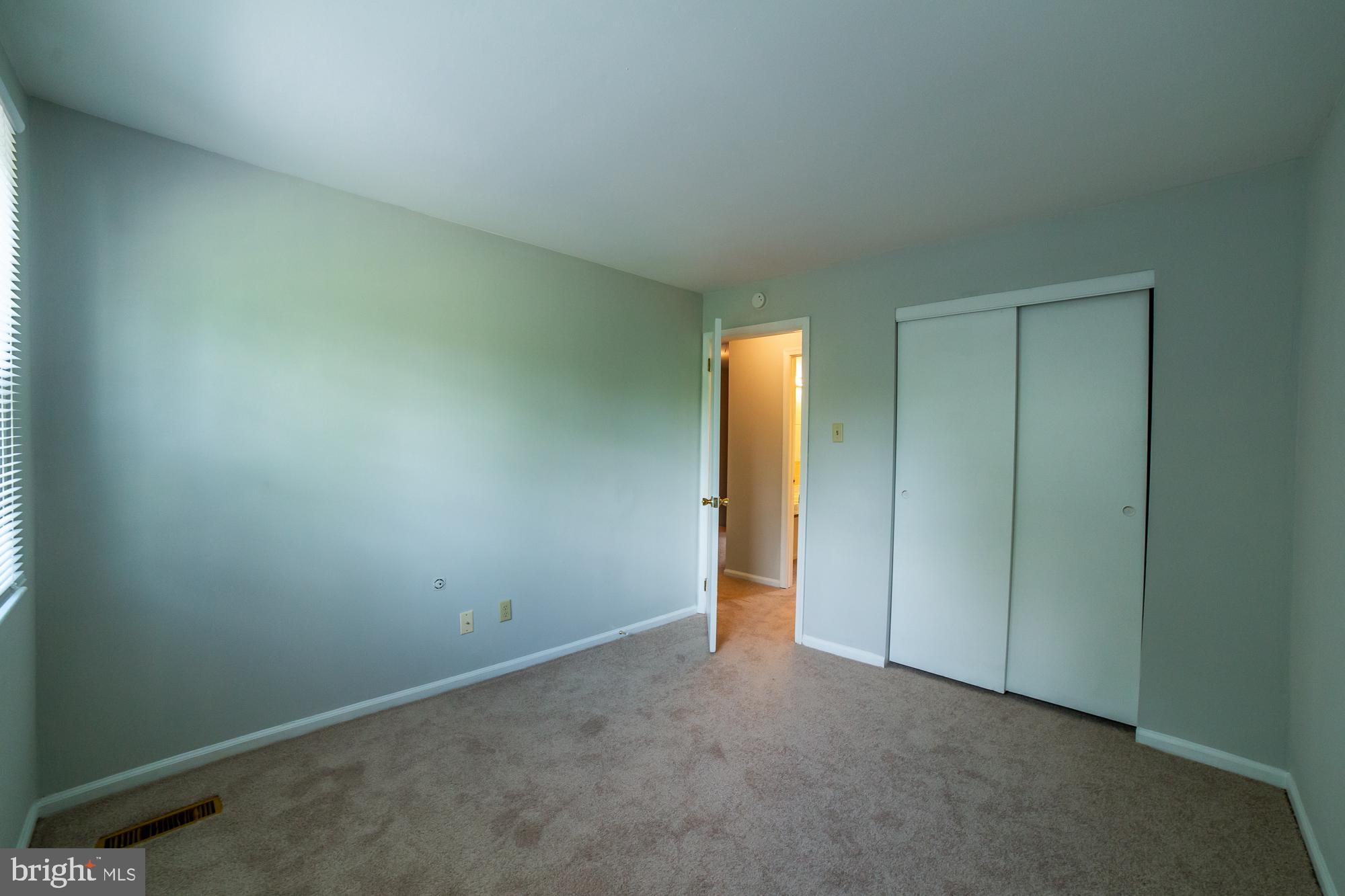 10 Stonegate Road Quakertown, PA 18951 - Photo 26 of 31 2nd bedroom