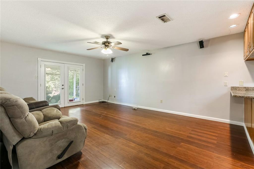 444 Lynnmeade Road Gretna, LA 70056 - Photo 4 of 15 Gallery Image 4