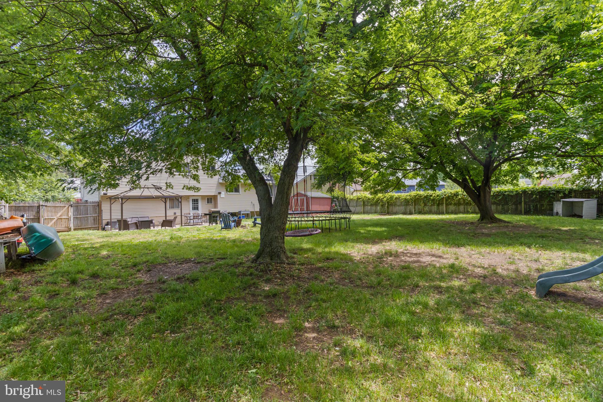 809 Woodlane Road Edgewater Park, NJ 08010 - Photo 28 of 30