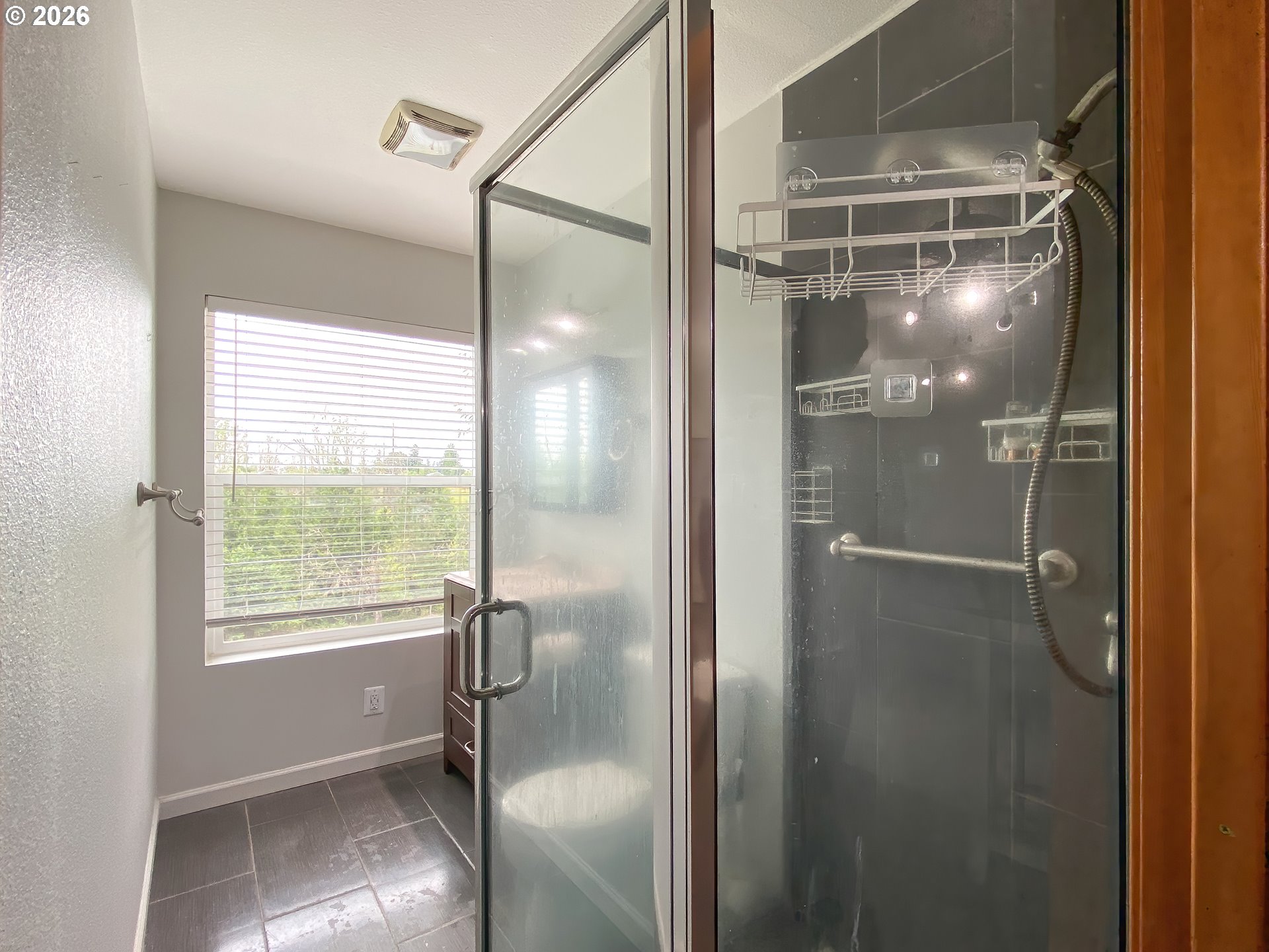 28960 Southeast Stone Road Gresham, OR 97080 - Photo 28 of 40 Bathroom